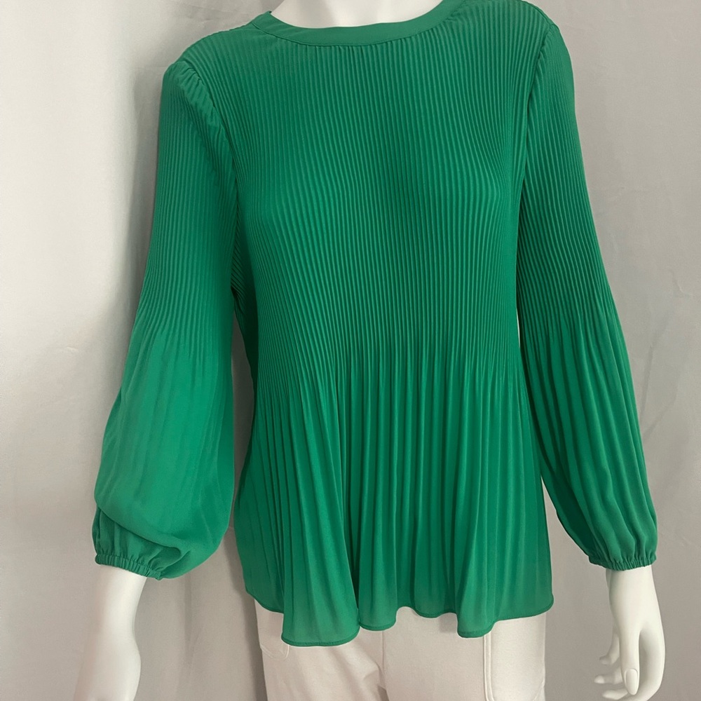 ADRIANNA  PAPELL Elegant Green Pleated Women's Top